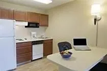 Hometowne Studios Phoenix - Black Canyon Highway Hotel 2*